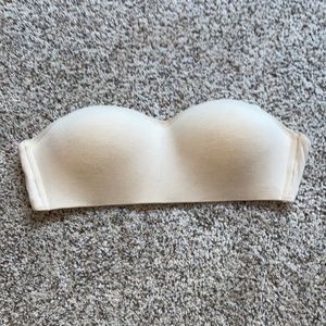 large cream two way bra (strapless or not)